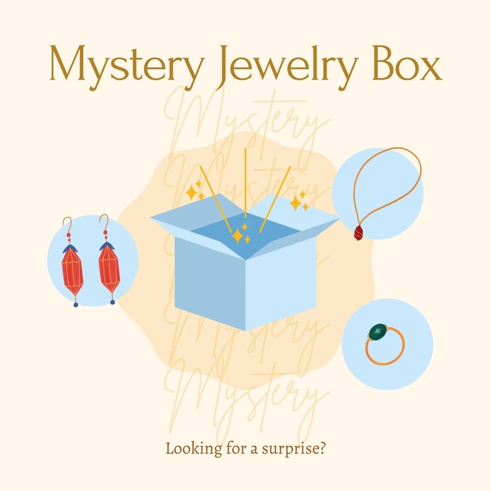 Jewelry mystery box (5 to 7 items)